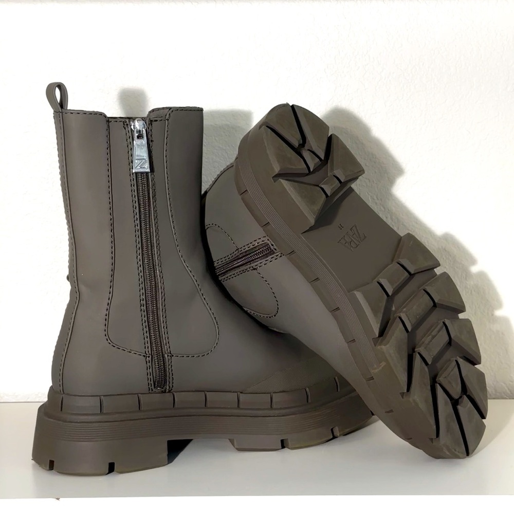 Zara winter zip combat boot in 8.5 army green NEW